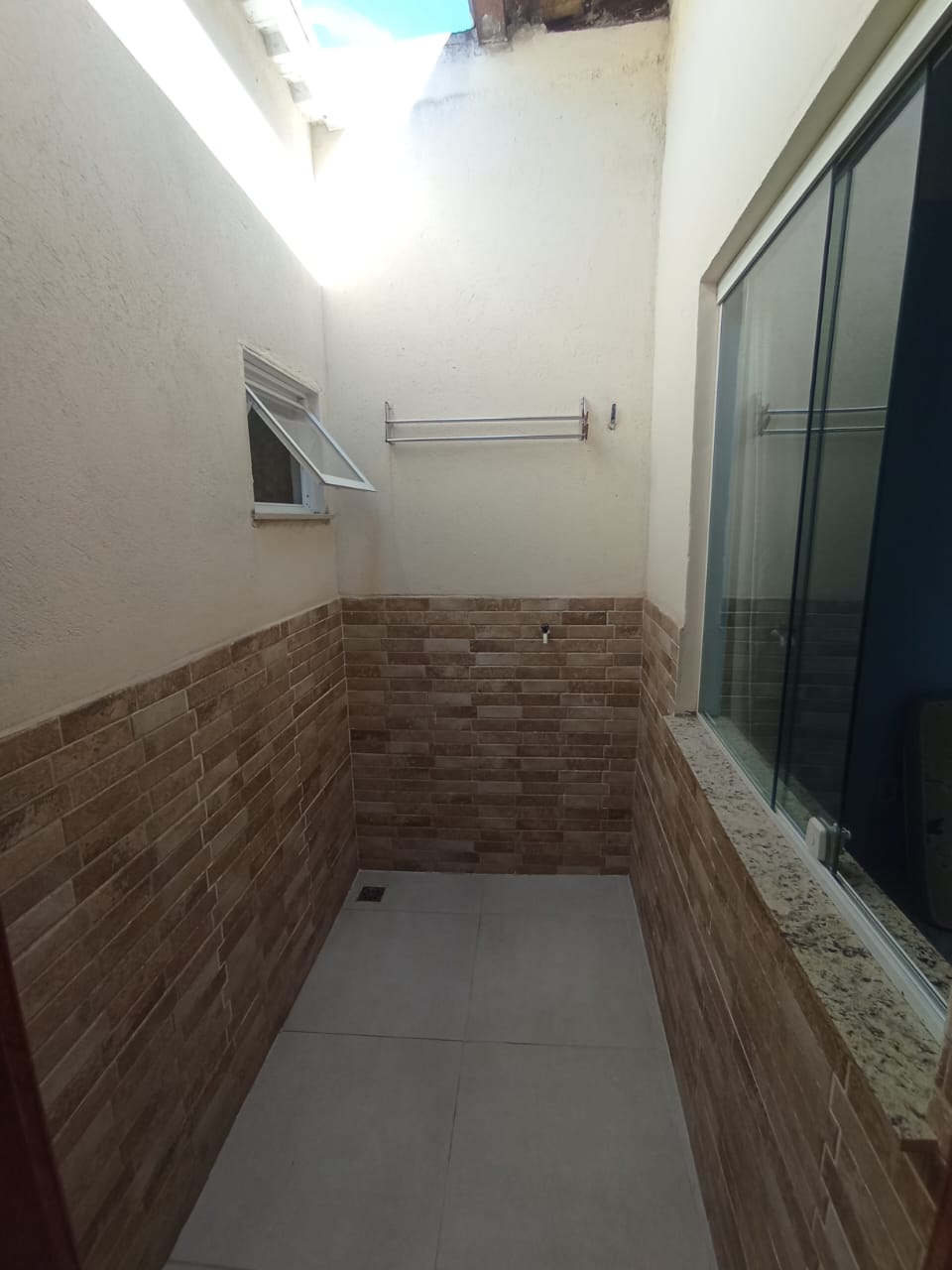 Imagem Casa com 2 Quartos à Venda, 135 m²em Tribobó - São Gonçalo