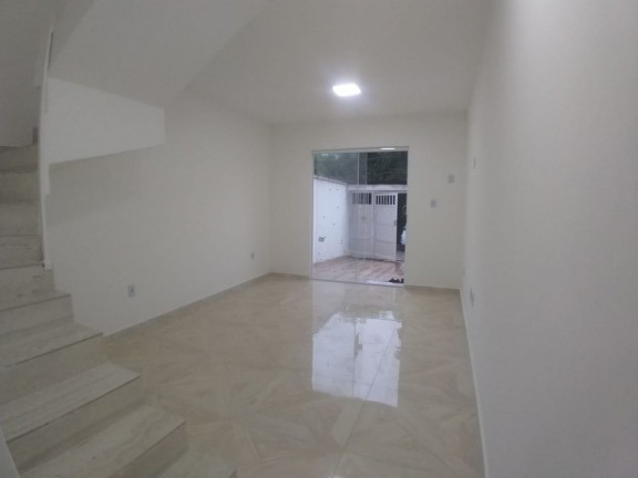 Imagem Casa com 2 Quartos para Alugar, 65 m² em Jacarepaguá - Rio de Janeiro