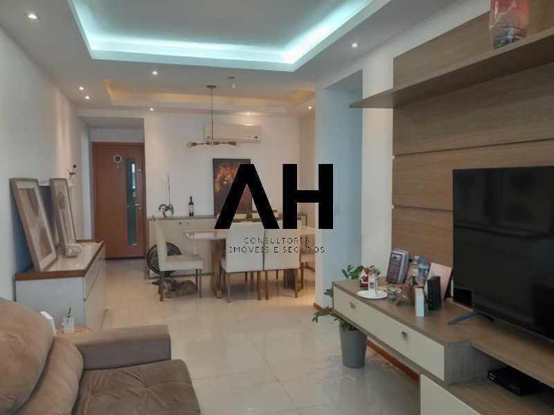 Imagem Apartamento com 3 Quartos à Venda, 105 m²em Camboinhas - Niterói
