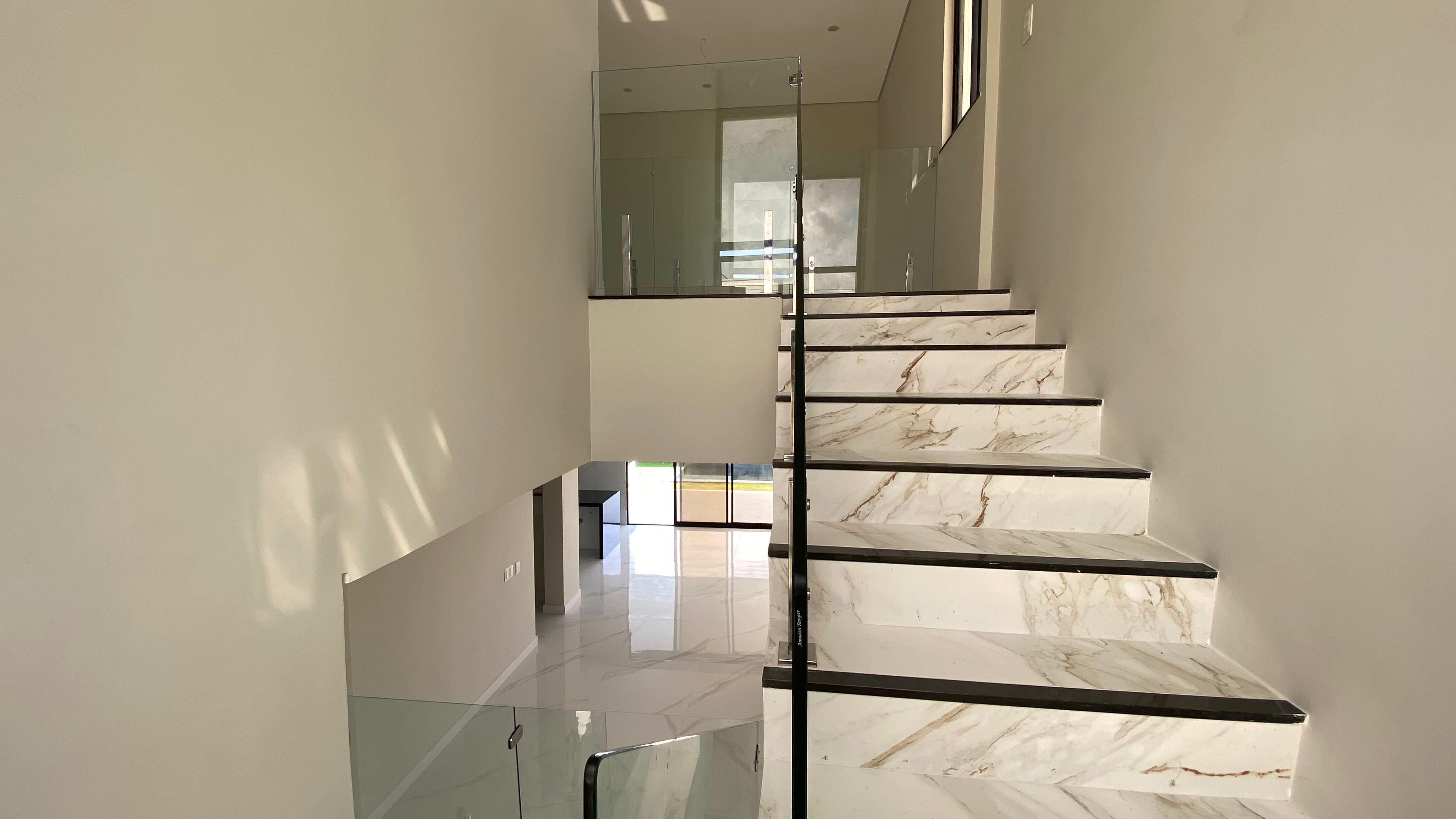 Imagem Casa de Condomínio com 4 Quartos à Venda, 241 m² em Cidade Alpha - Eusébio