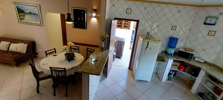 Imagem Sobrado com 4 Quartos à Venda, 205 m²em Martim de Sá  - Caraguatatuba