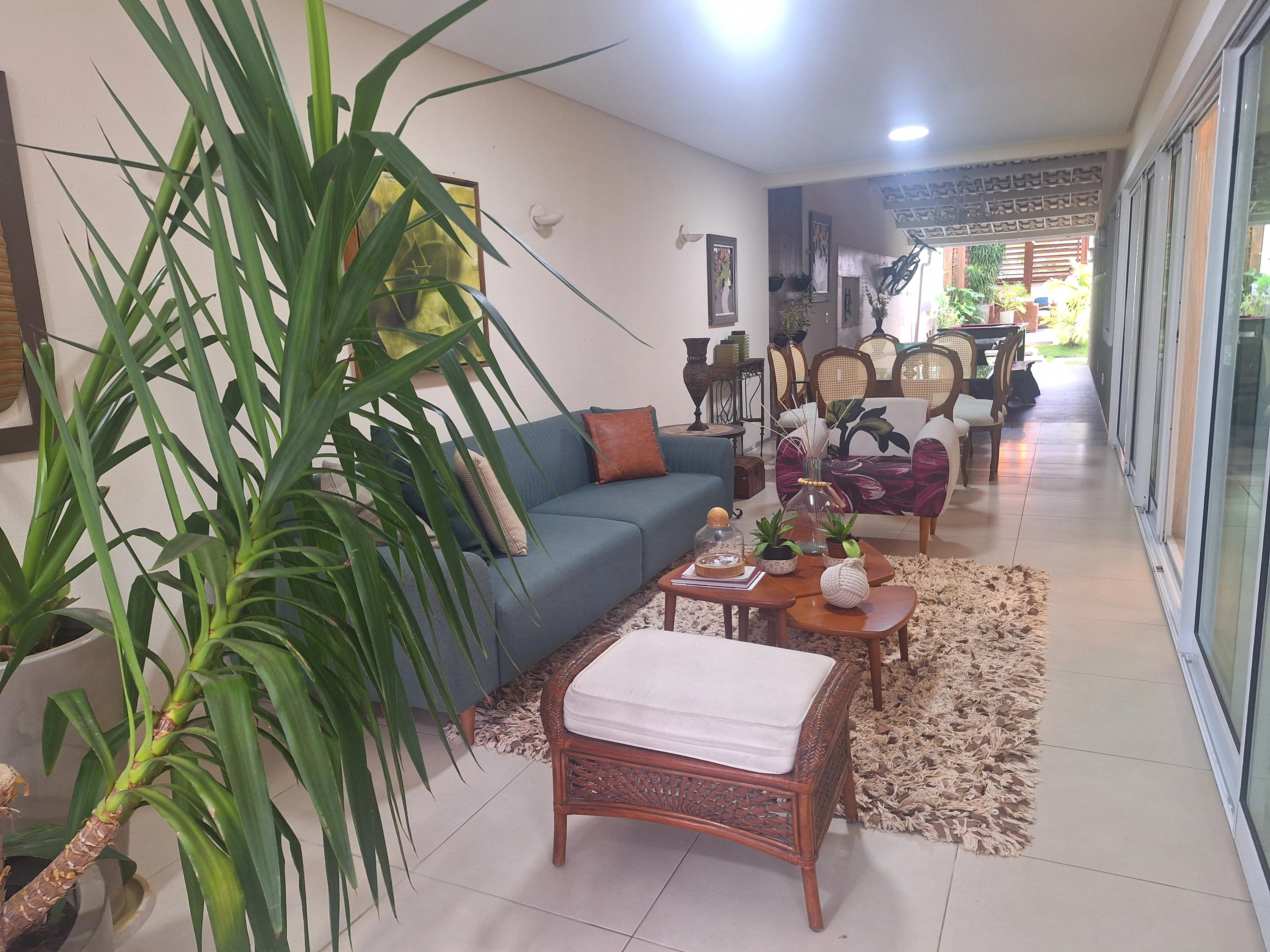 Imagem Casa de Condomínio com 4 Quartos à Venda, 242 m² em De Lourdes - Fortaleza