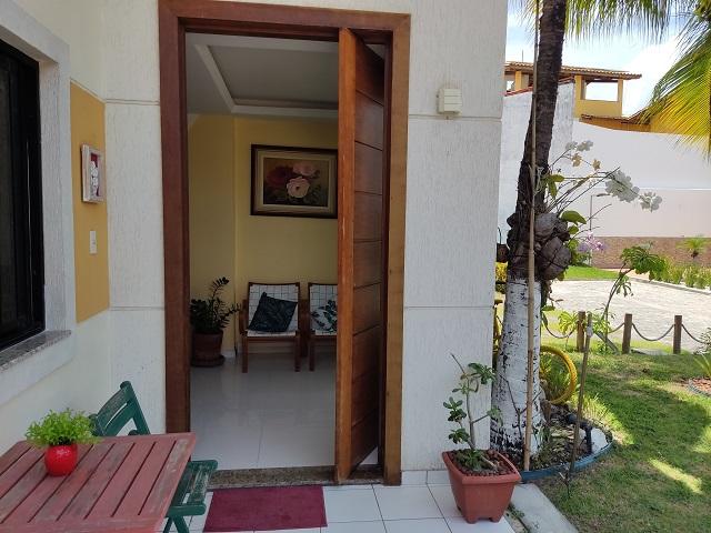 Imagem Casa de Condomínio com 4 Quartos à Venda, 284 m²em Buraquinho - Lauro de Freitas