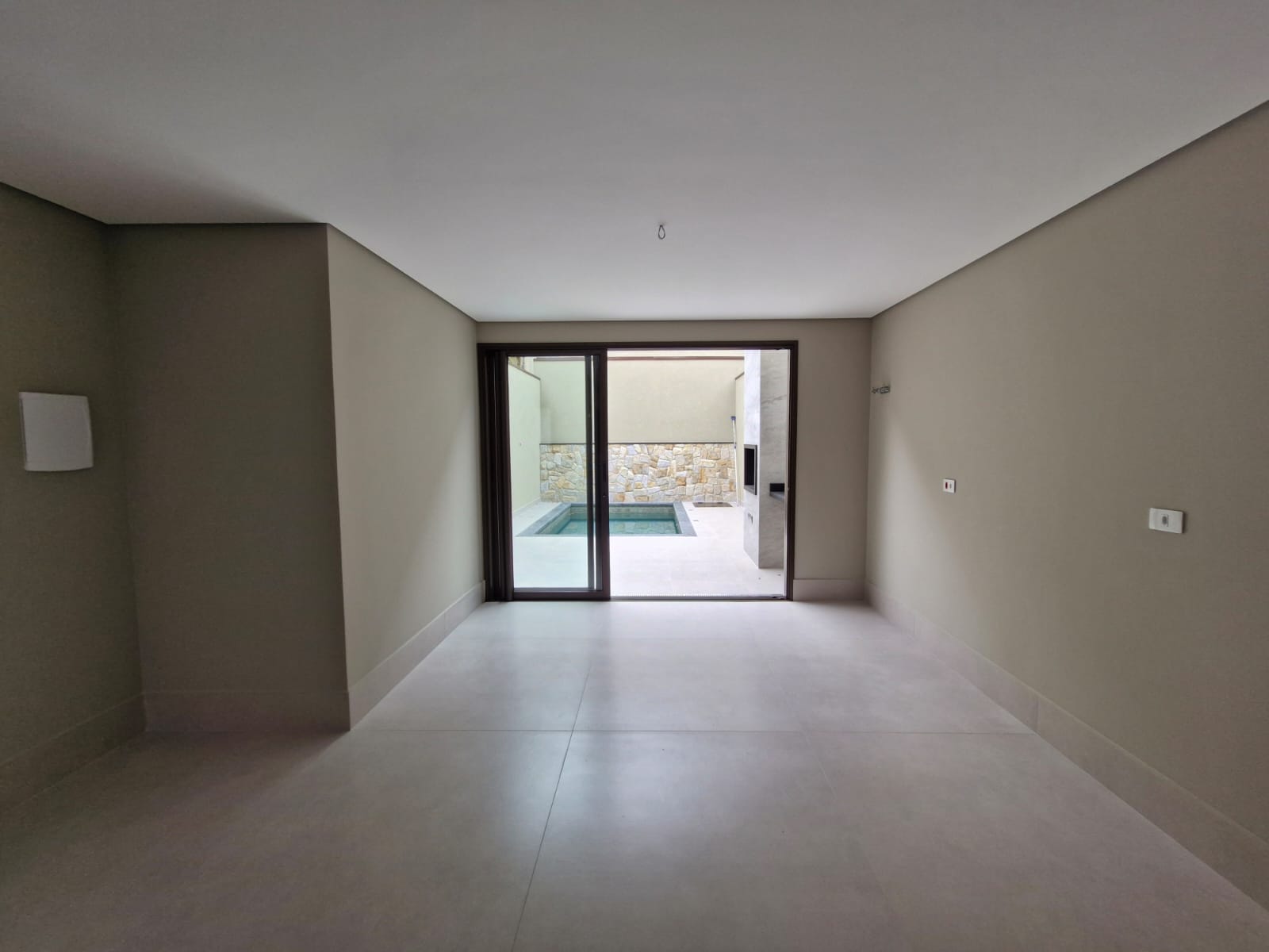 Imagem Sobrado com 4 Quartos à Venda, 189 m²em Parque São Domingos - São Paulo