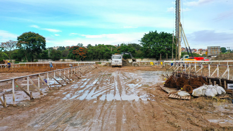 Imagem Apartamento com 2 Quartos à Venda,  em Quitaúna - Osasco