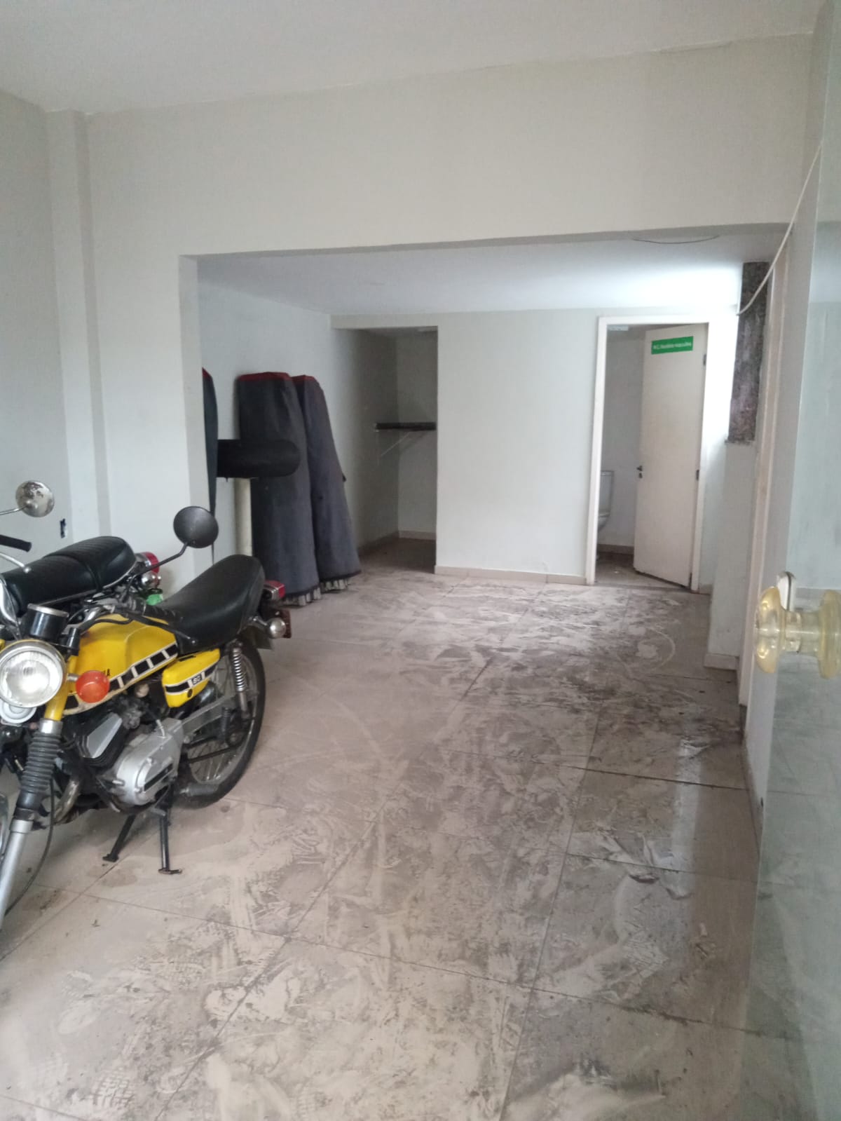 Imagem Galpão à Venda ou Locação, 588 m²em Vila Isabel - Rio de Janeiro
