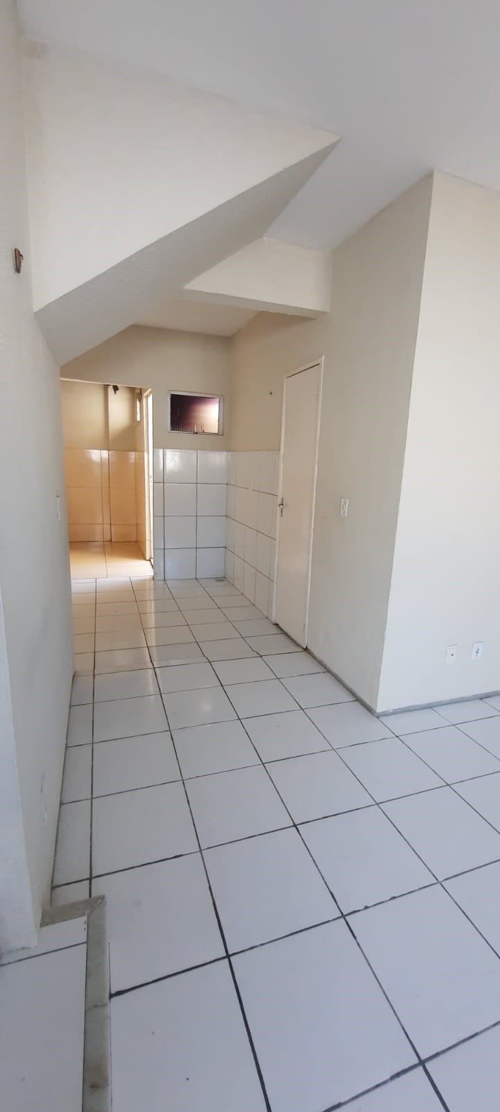 Imagem Casa de Condomínio com 2 Quartos à Venda, 63 m² em Siqueira - Fortaleza