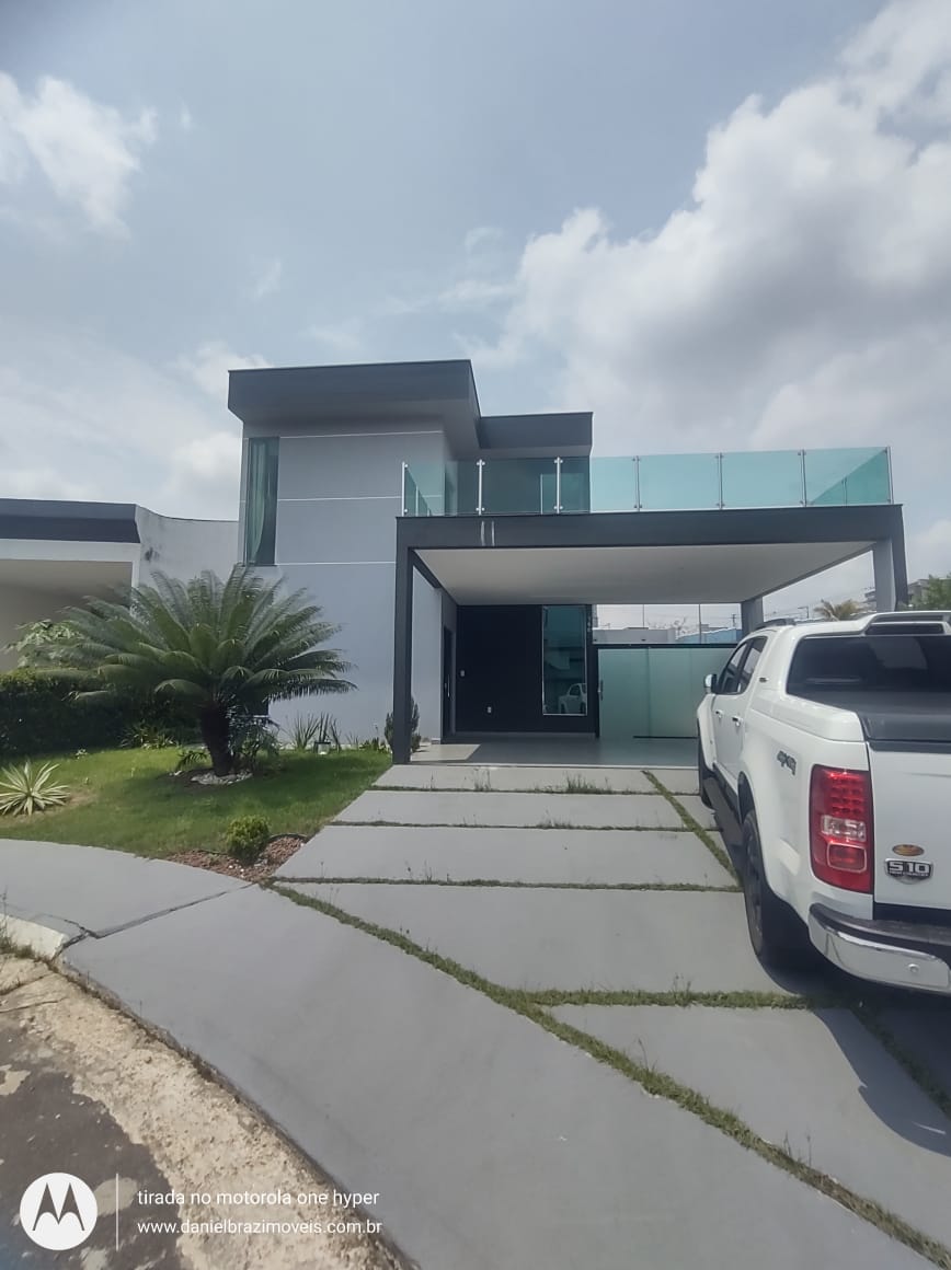 Casa de Condomínio com 3 Quartos para Alugar, 250 m²em Ponta Negra - Manaus