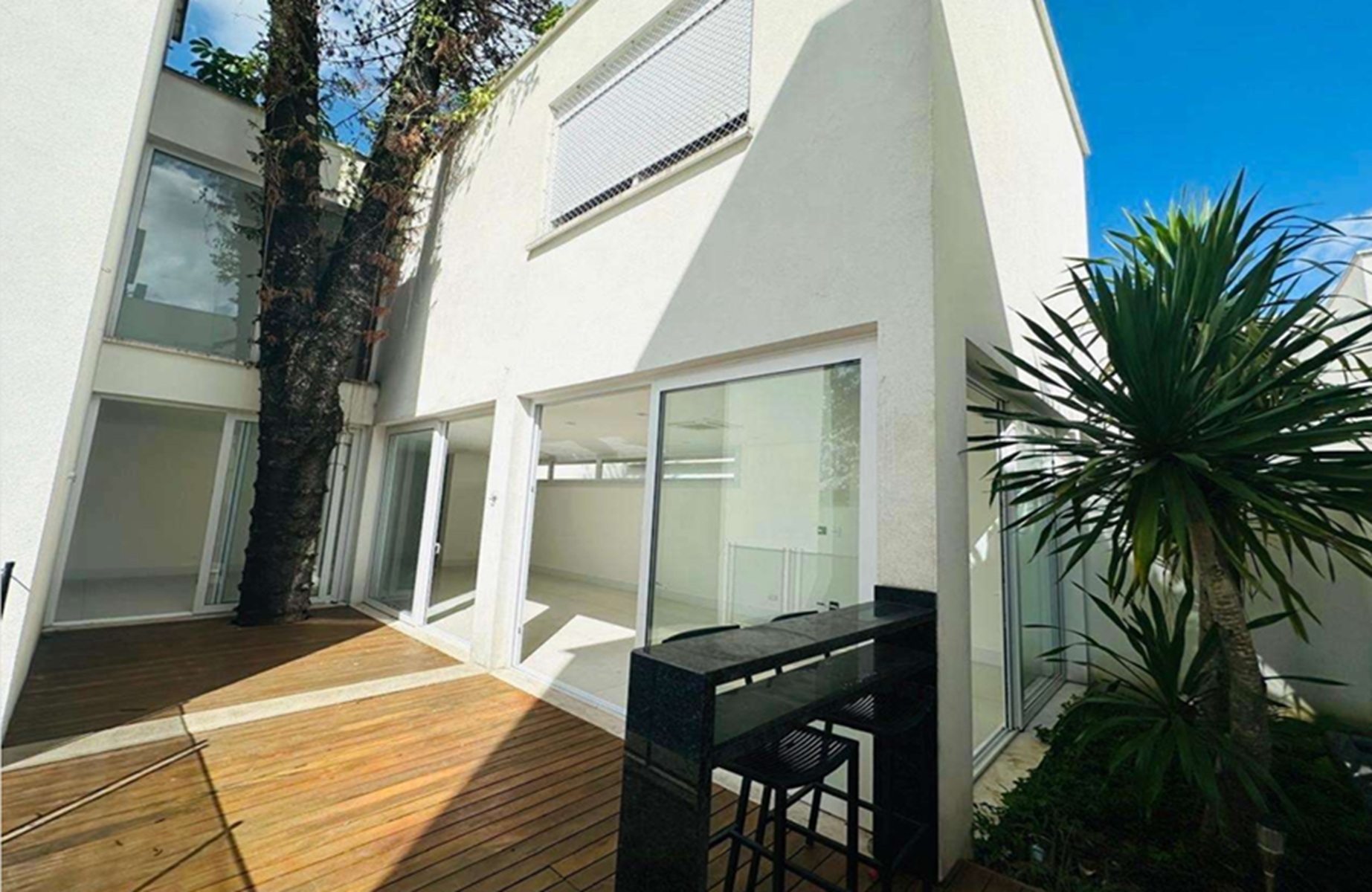 Imagem Casa de Condomínio com 4 Quartos à Venda, 365 m² em Jardim Petrópolis - São Paulo