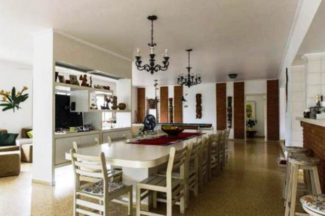 Imagem Sobrado com 8 Quartos à Venda, 450 m² em Barequeçaba - São Sebastião