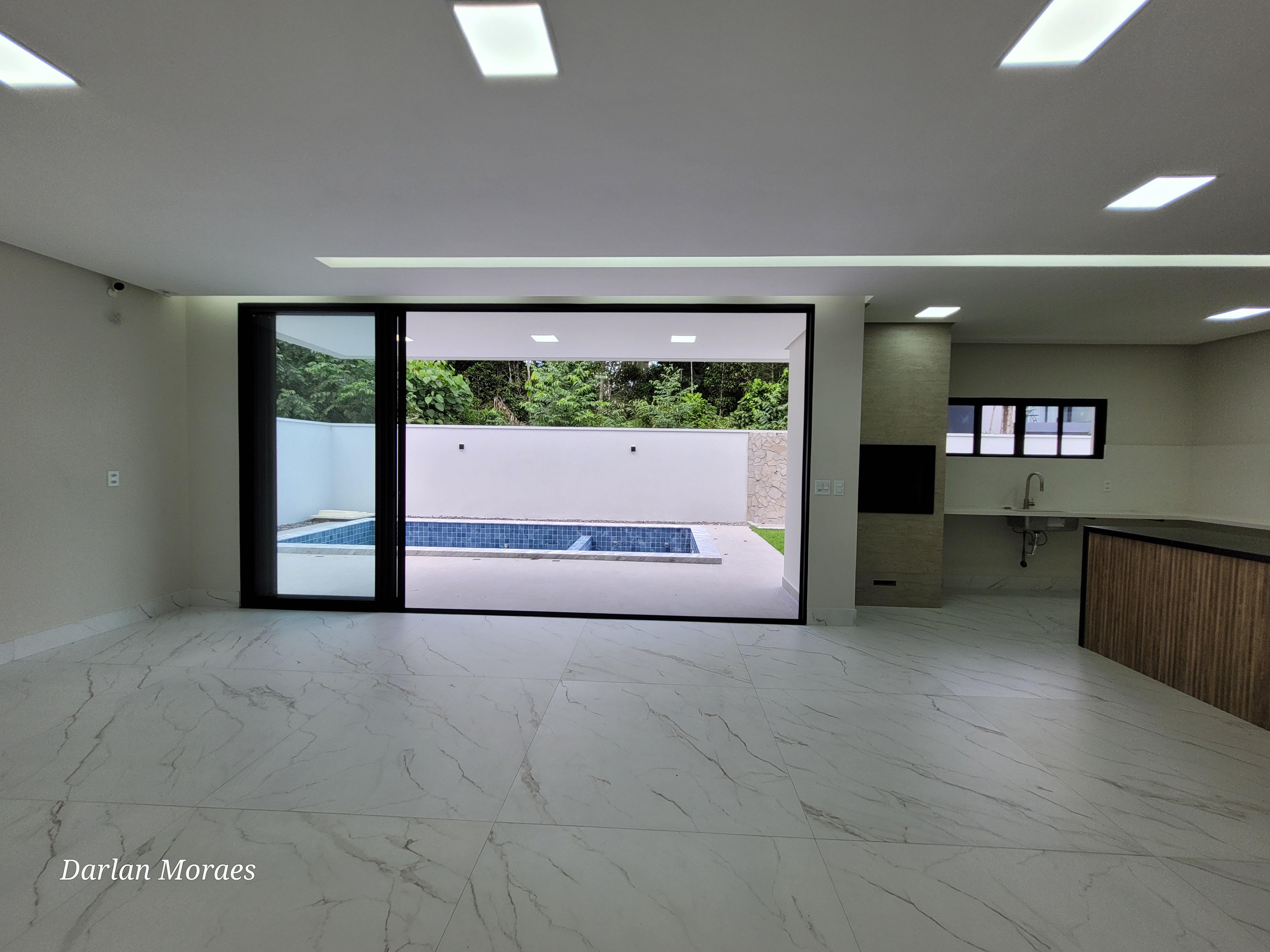 Imagem Casa de Condomínio com 5 Quartos à Venda, 430 m²em Ponta Negra - Manaus