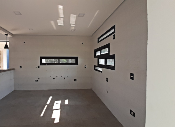 Imagem Casa com 4 Quartos à Venda, 328 m² em Serra dos Lagos (Jordanésia) - Cajamar