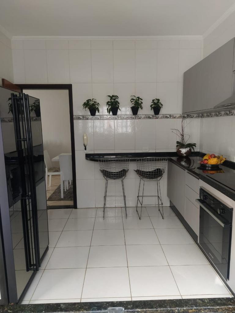 Imagem Casa com 3 Quartos à Venda, 300 m²em Jardim Realce - Suzano