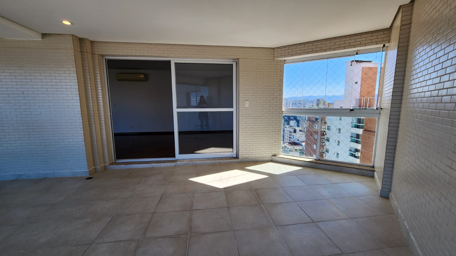 Imagem Apartamento com 4 Quartos à Venda, 204 m²em Boqueirão - Santos