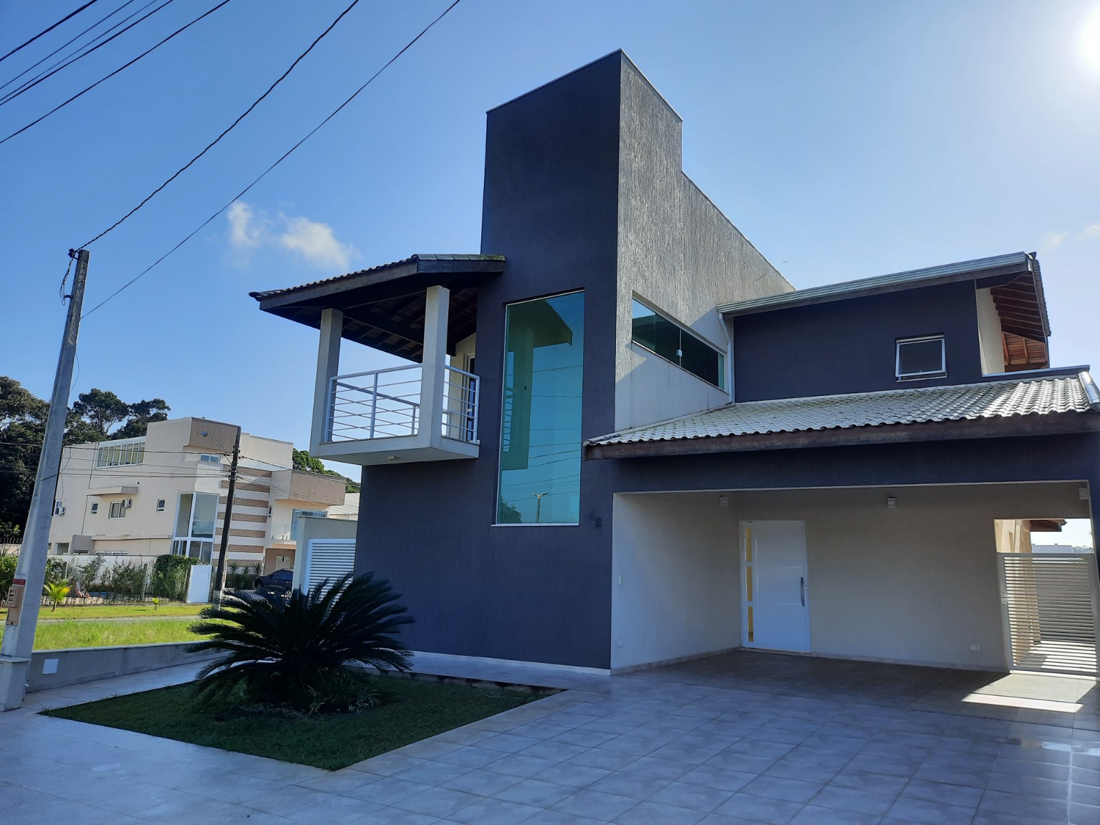 Sobrado com 4 Quartos à Venda, 250 m²em Bougainville IV - Peruibe