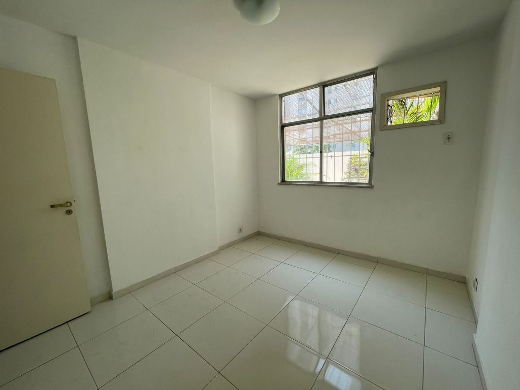 Imagem Apartamento com 2 Quartos à Venda, 142 m²em Icaraí - Niterói