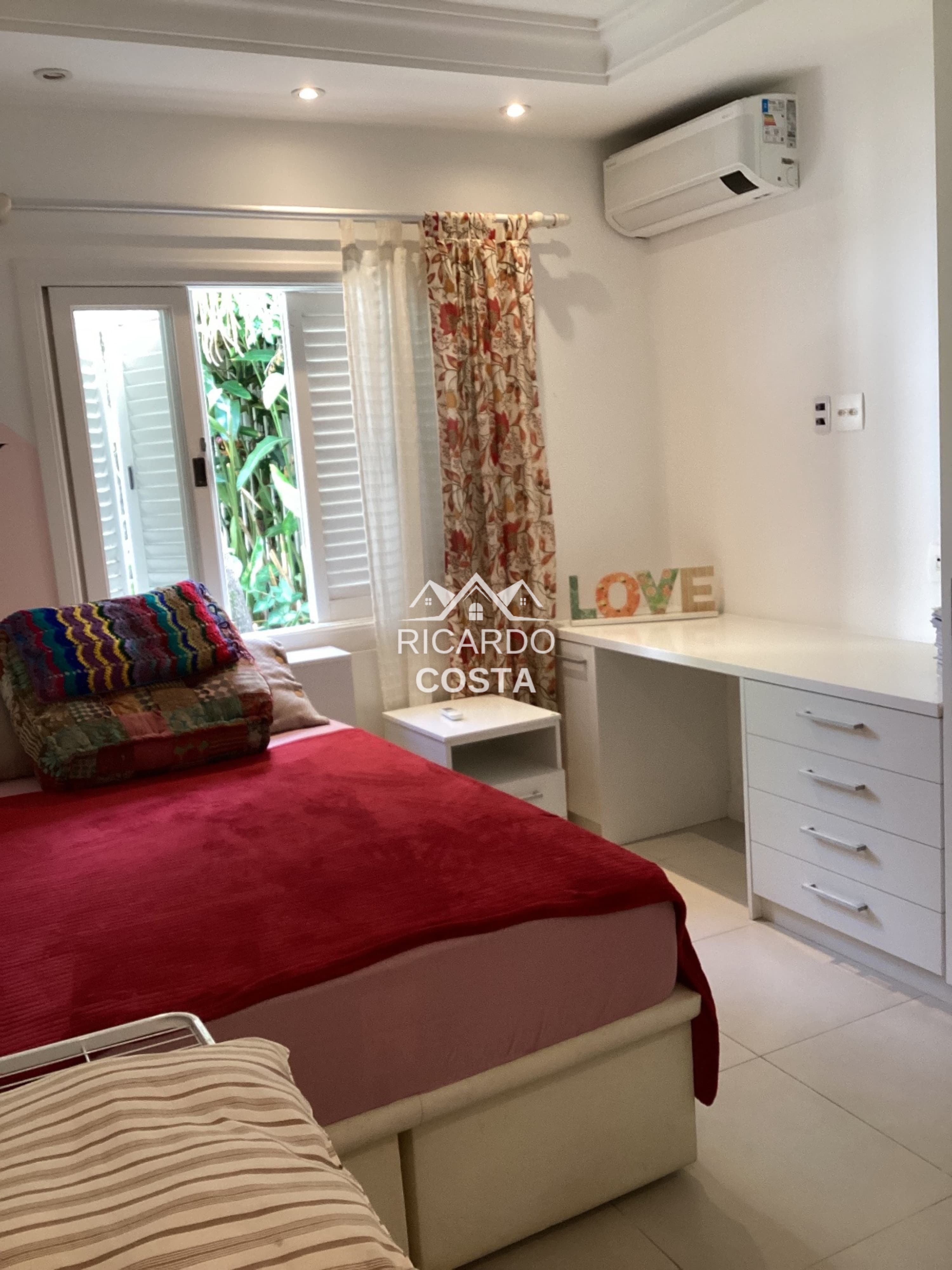 Imagem Casa de Condomínio com 4 Quartos à Venda ou Locação, 281 m² em Freguesia (Jacarepaguá) - Rio de Janeiro