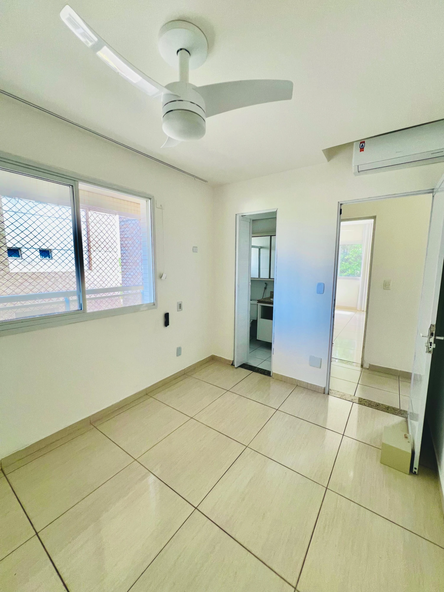 Imagem Apartamento com 3 Quartos à Venda, 130 m² em Patamares - Salvador