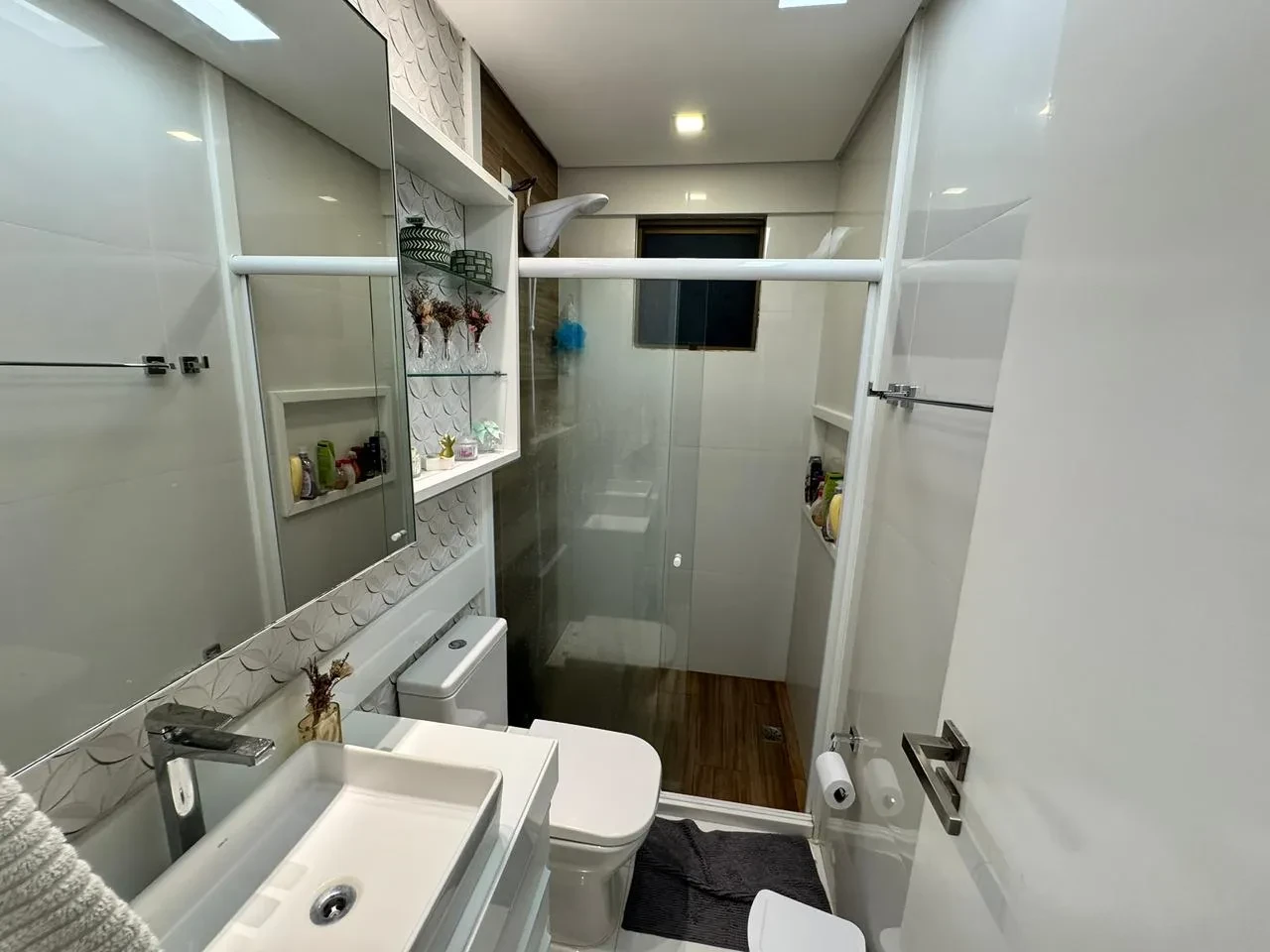 Imagem Apartamento com 2 Quartos à Venda, 58 m² em Espinheiro - Recife