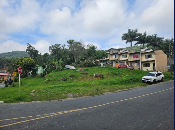 Imagem Terreno à Venda, 420 m² em Nações - Balneário Camboriú