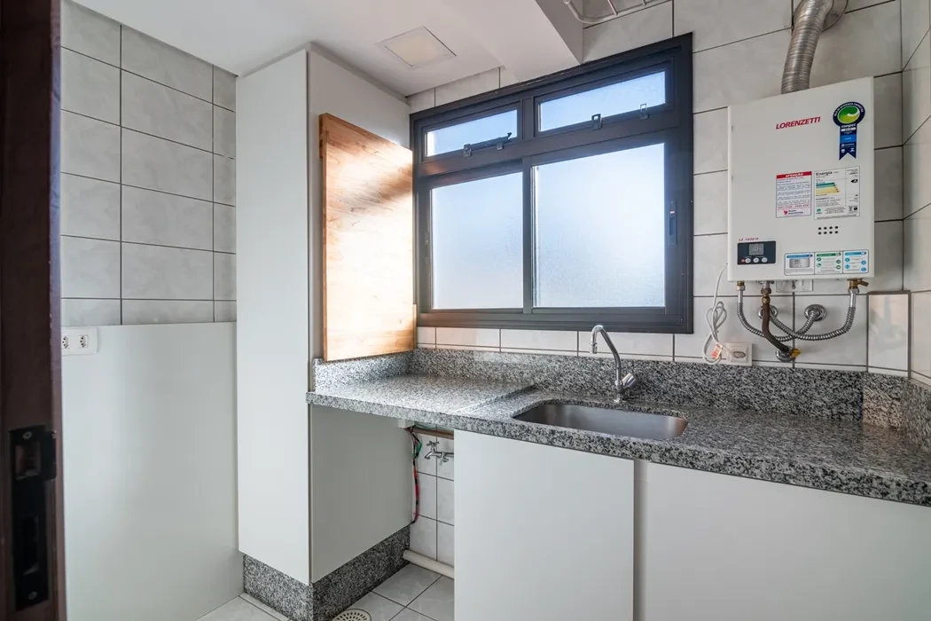 Imagem Apartamento com 2 Quartos à Venda, 101 m² em Bacacheri - Curitiba