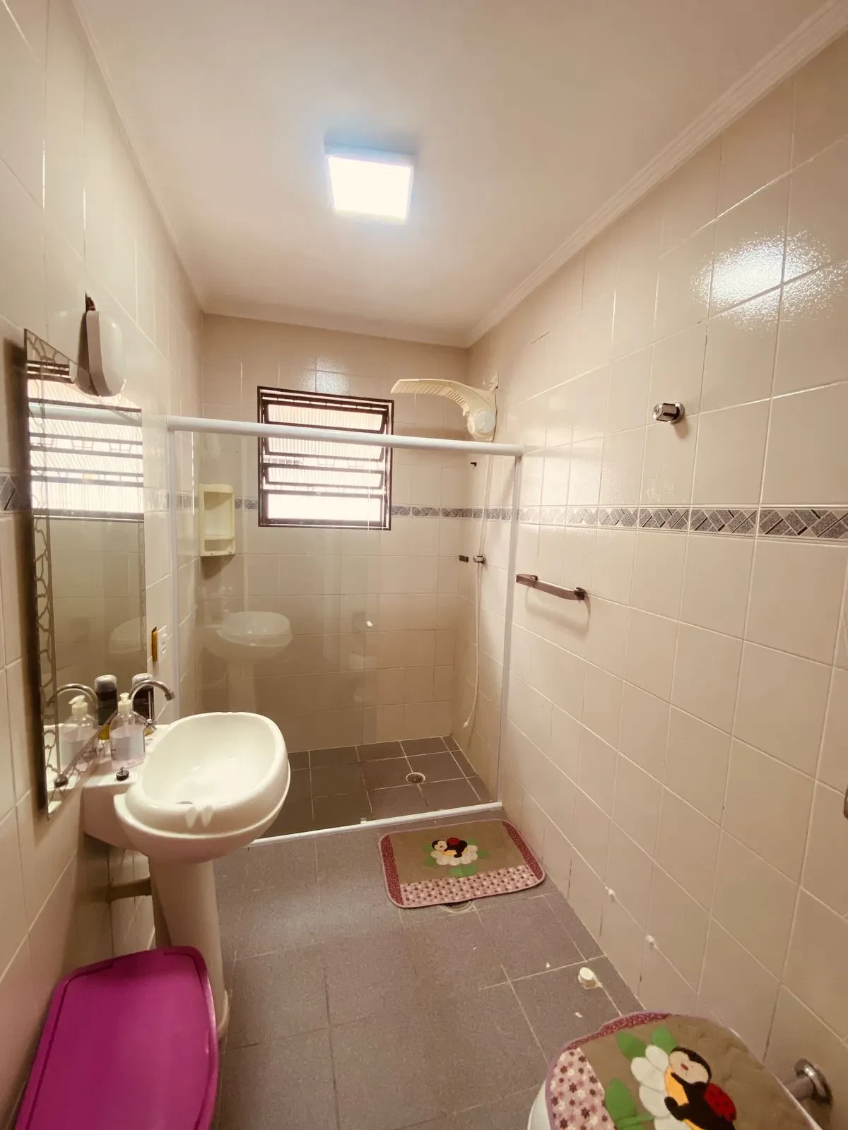 Imagem Sobrado com 4 Quartos à Venda, 255 m² em Embaré - Santos