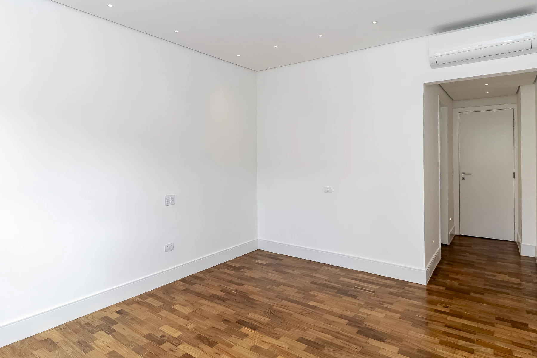 Imagem Apartamento com 3 Quartos à Venda, 213 m² em Cerqueira César - São Paulo