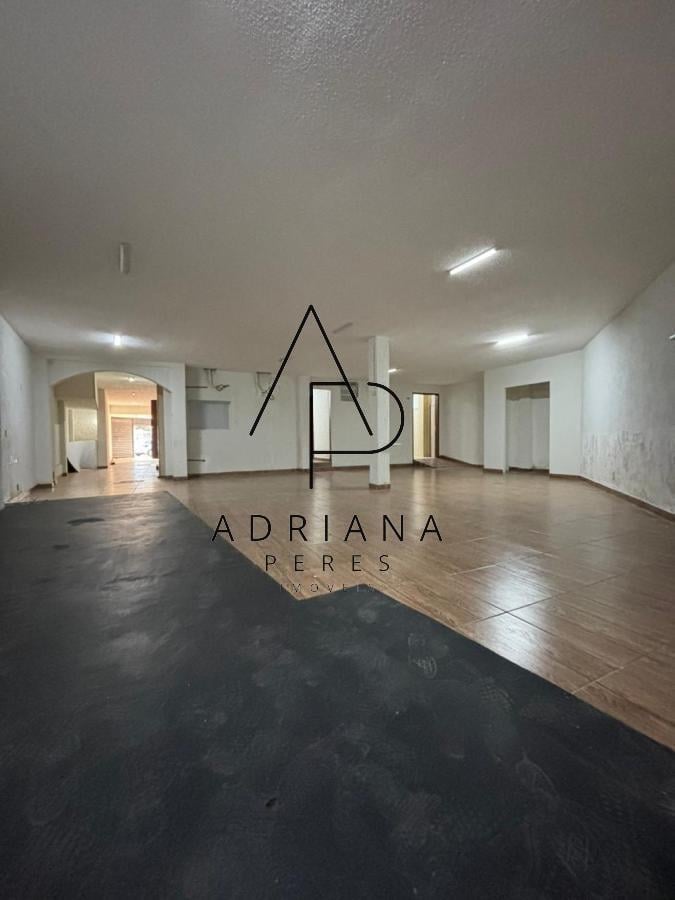 Imagem Ponto Comercial à Venda ou Locação, 240 m² em Campo Grande - Rio de Janeiro