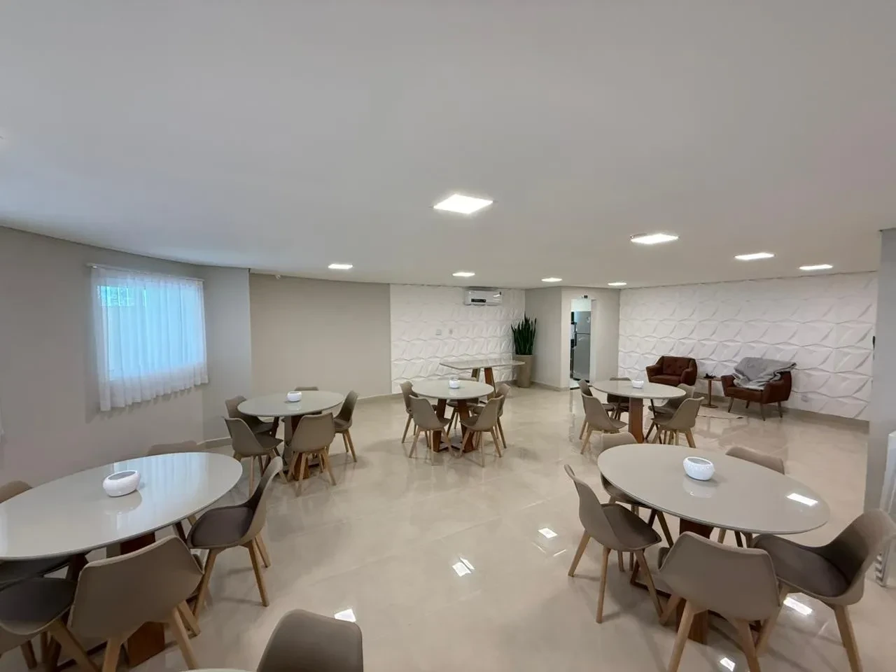 Imagem Apartamento com 2 Quartos à Venda, 68 m² em Vila Atlântica - Mongaguá
