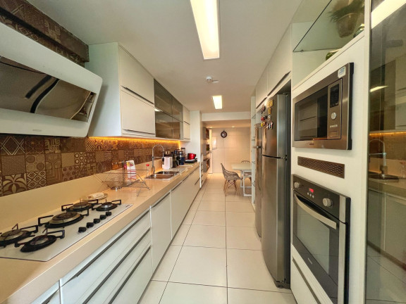 Imagem Apartamento com 3 Quartos à Venda, 224 m²em Lagoa Nova - Natal