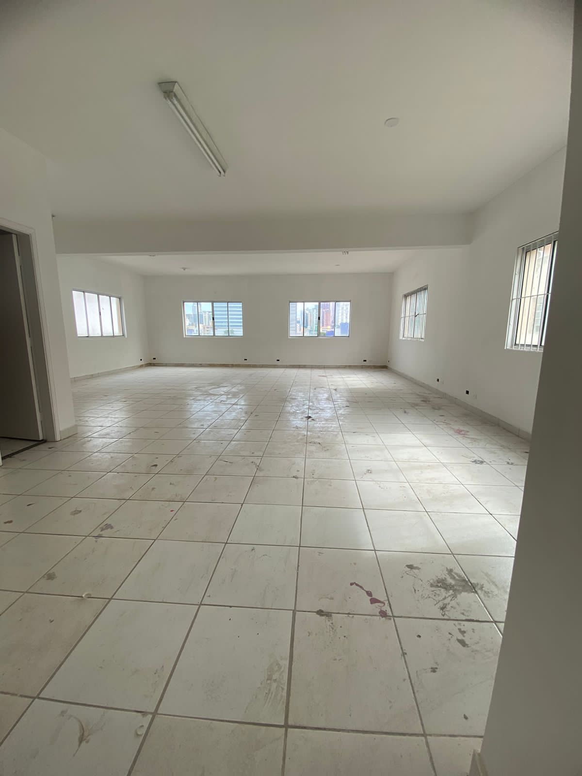 Foto do imóvel: Imóvel Comercial para Alugar, 1.000 m²em Centro - Osasco