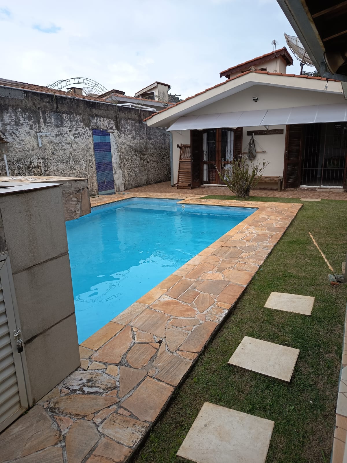 Imagem Casa com 3 Quartos à Venda, 144 m² em Vila Petrópolis - Atibaia