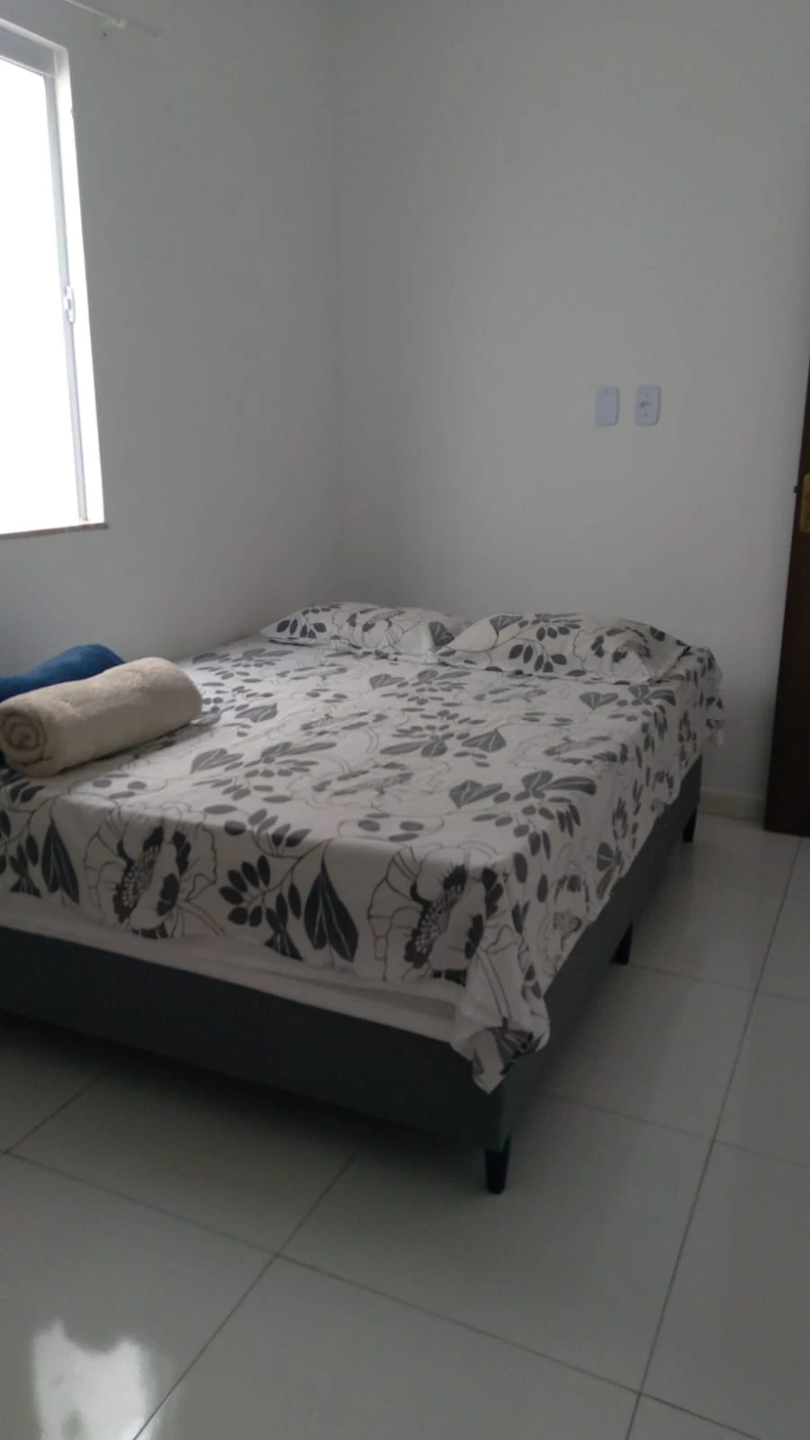 Imagem Casa com 2 Quartos para Alugar ou Temporada, 120 m² em Pé de Areia (Abrantes) - Camaçari