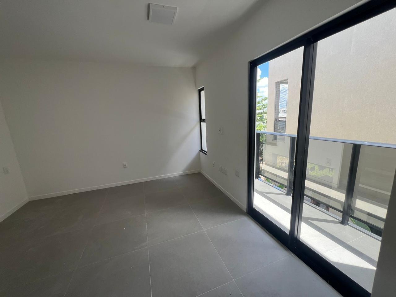 Imagem Casa de Condomínio com 4 Quartos à Venda, 295 m² em Cidade Alpha - Eusébio