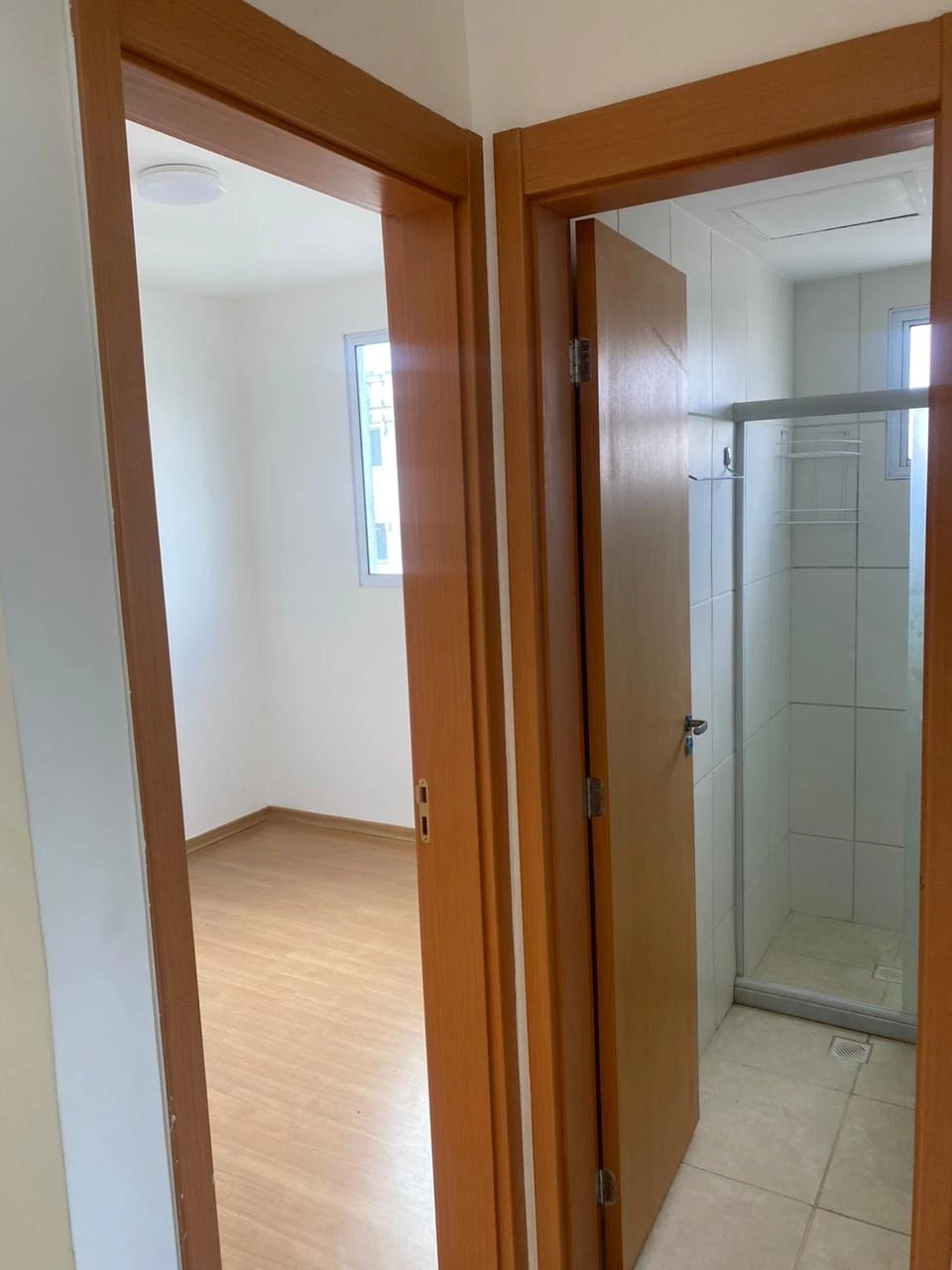 Imagem Apartamento com 2 Quartos para Alugar, 60 m² em Buraquinho - Lauro de Freitas