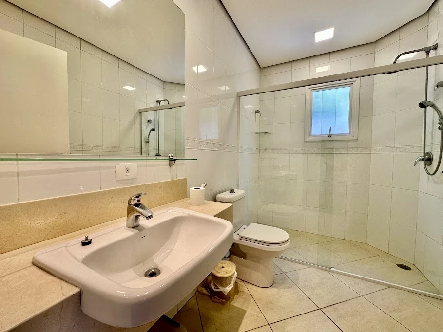 Foto do imóvel: Casa de Condomínio com 4 Quartos à Venda, 450 m² em Pousada dos Bandeirantes - Carapicuíba