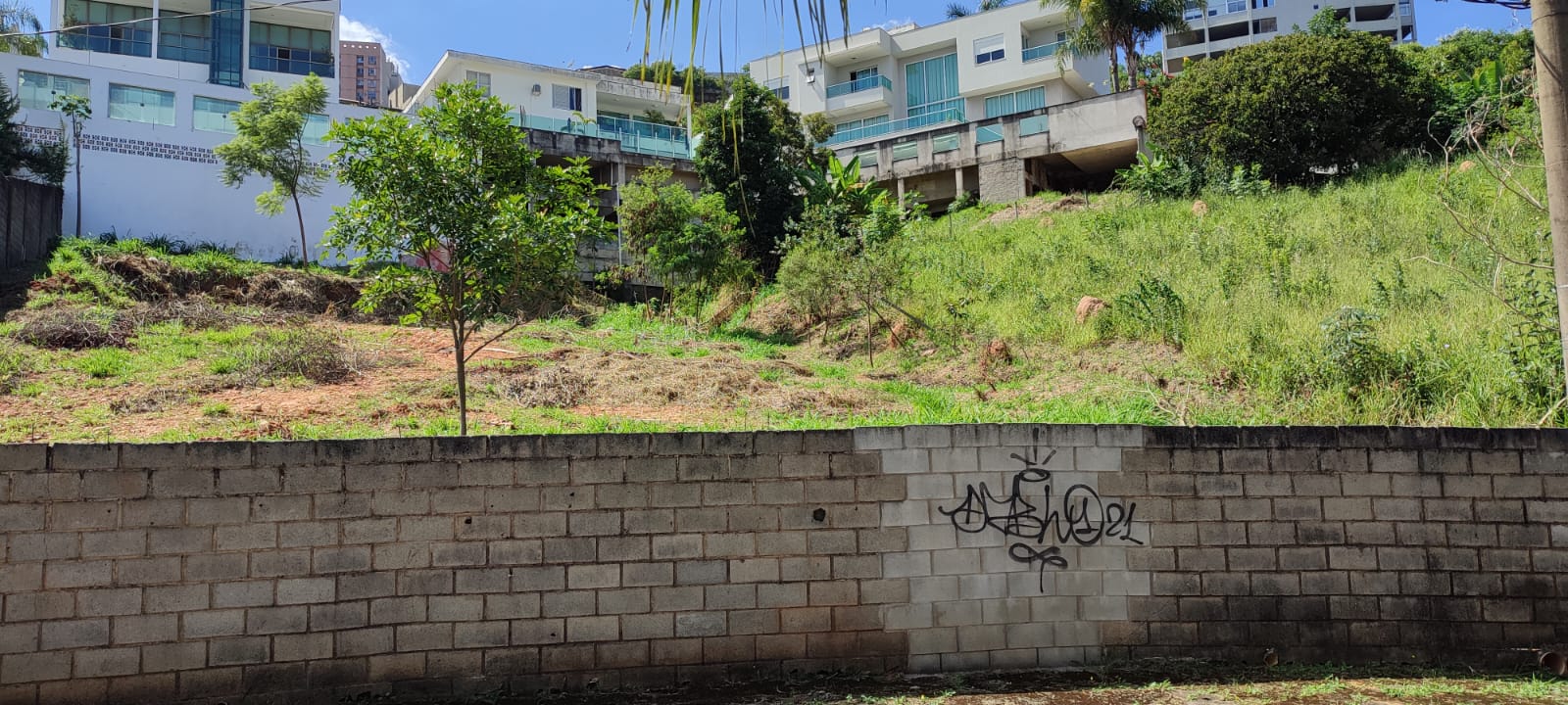 Imagem Terreno à Venda, 791 m²em Estoril - Belo Horizonte