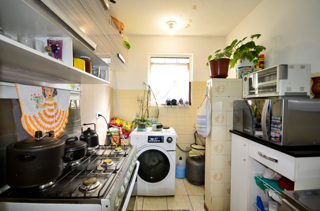 Imagem Apartamento com 2 Quartos à Venda,  em Campo Comprido - Curitiba