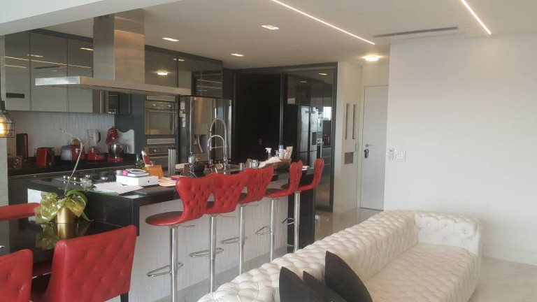 Apartamento com 2 Quartos à Venda, 130 m² em Vila Mariana - São Paulo