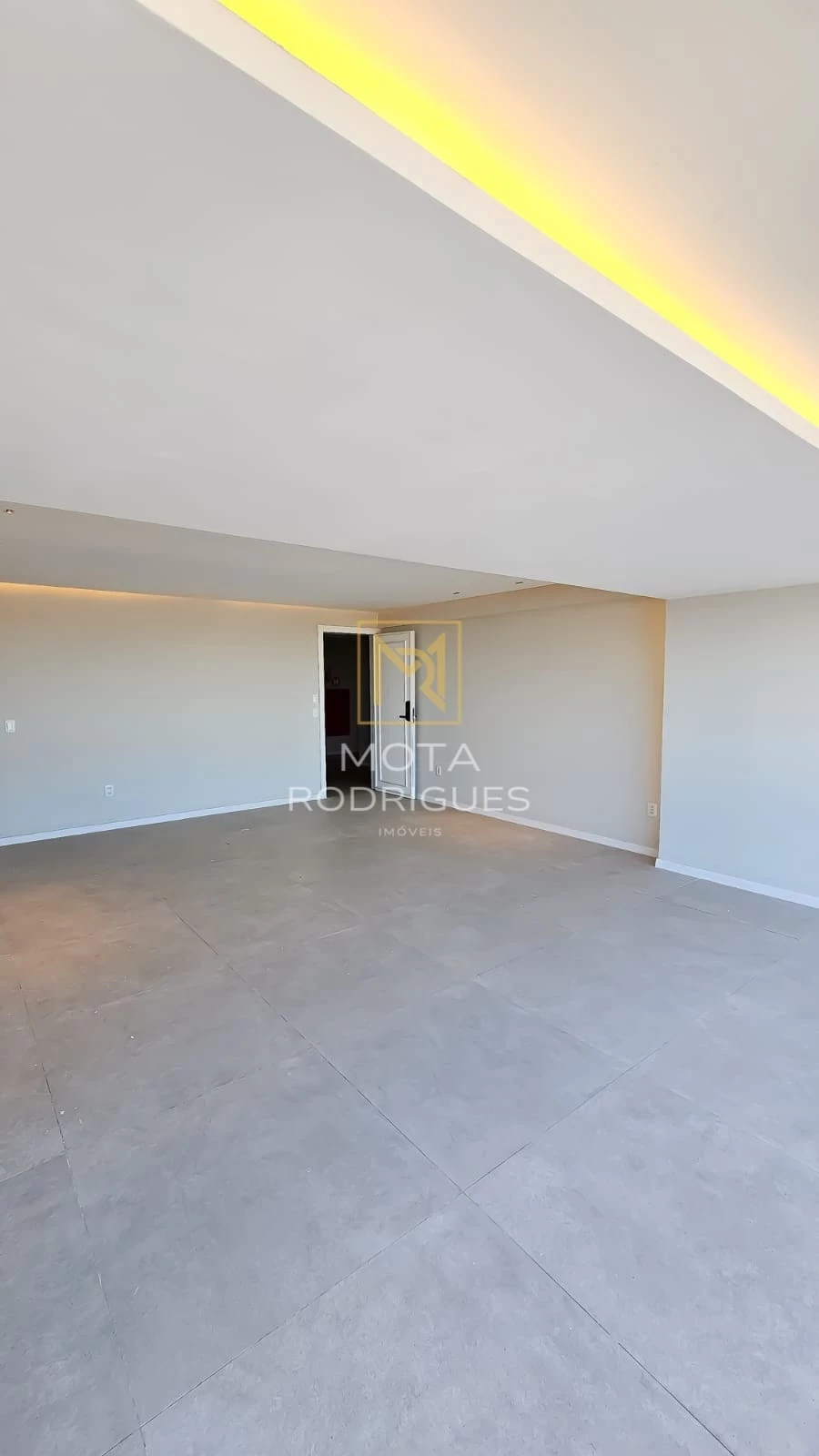 Foto do imóvel: Apartamento com 3 Quartos à Venda, 142 m² em Fátima - Fortaleza