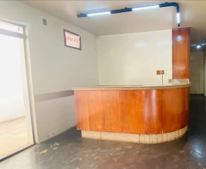 Imóvel Comercial para Alugar, 230 m² em Jardim das Nações - Taubaté
