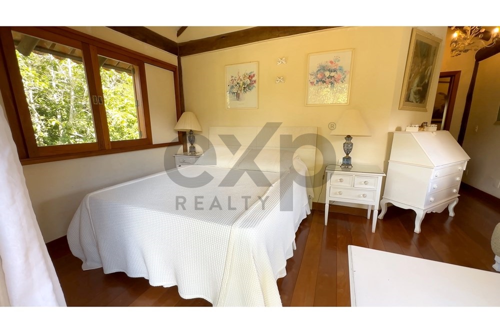 Foto do imóvel: Casa de Condomínio com 5 Quartos à Venda, 290 m² em Cuiabá - Petrópolis