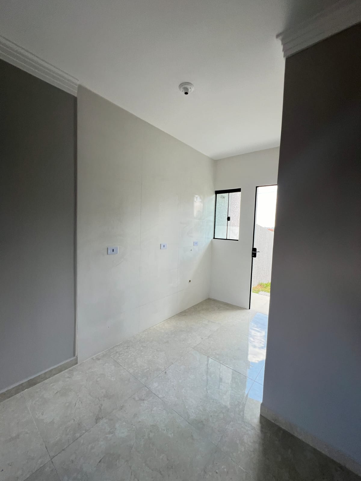 Imagem Casa com 2 Quartos à Venda, 42 m² em Campo de Santana - Curitiba