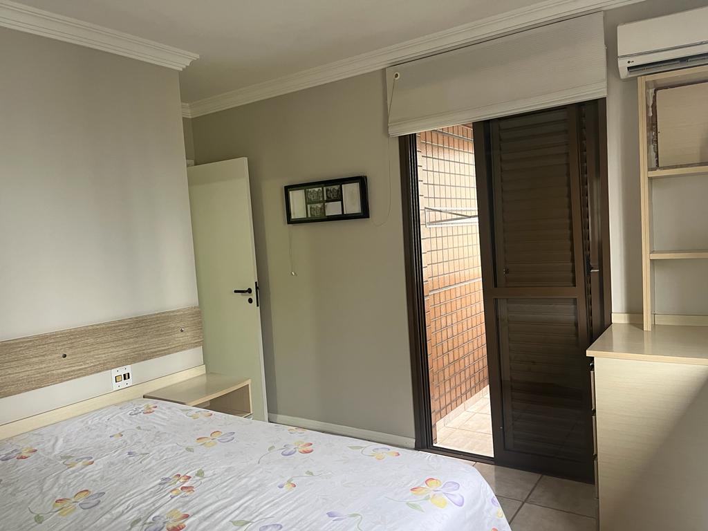 Imagem Apartamento com 3 Quartos para Temporada, 110 m² em Centro - Balneário Camboriú
