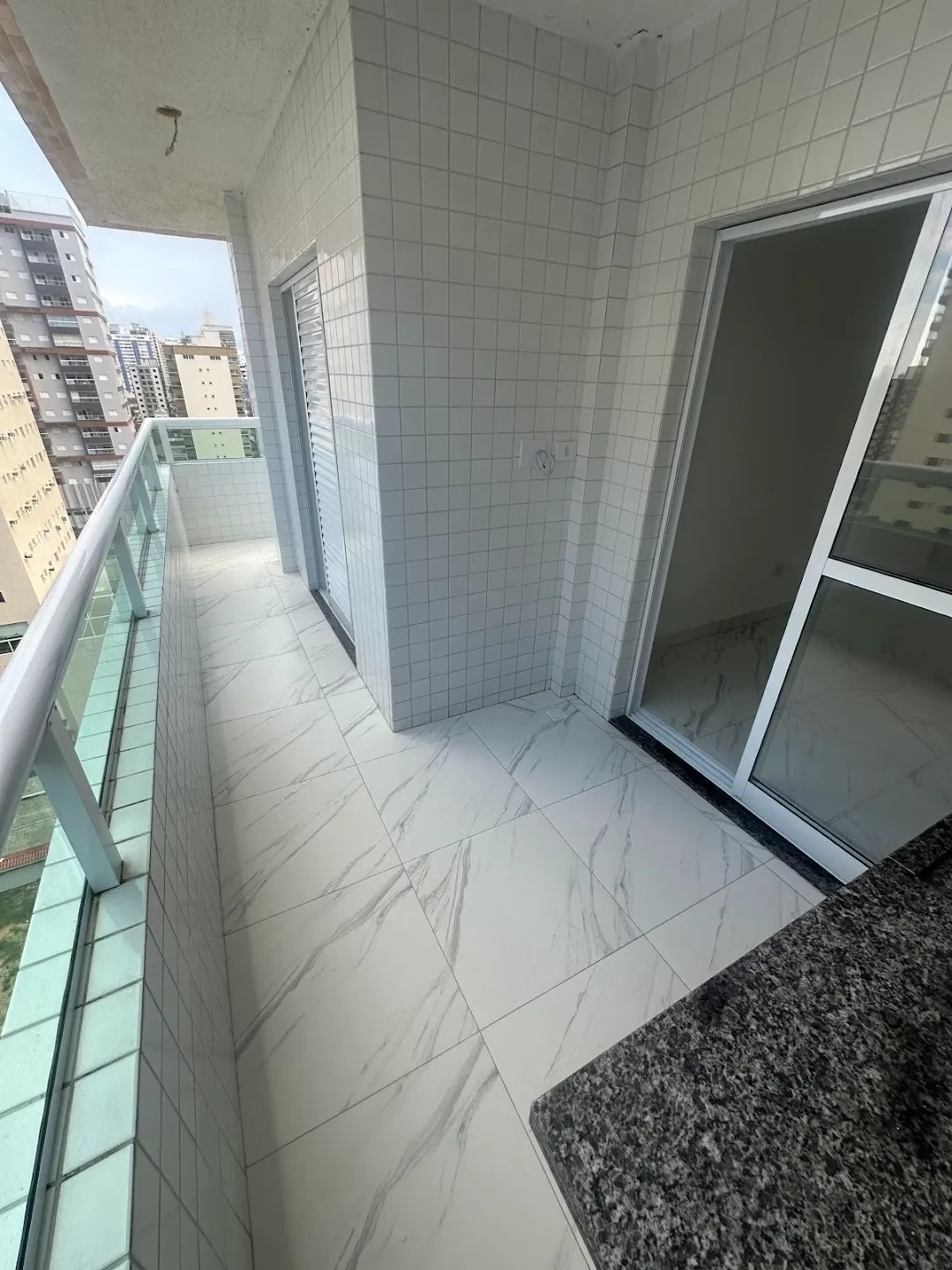 Foto do imóvel: Apartamento com 1 Quarto à Venda, 51 metros em Guilhermina - Praia Grande