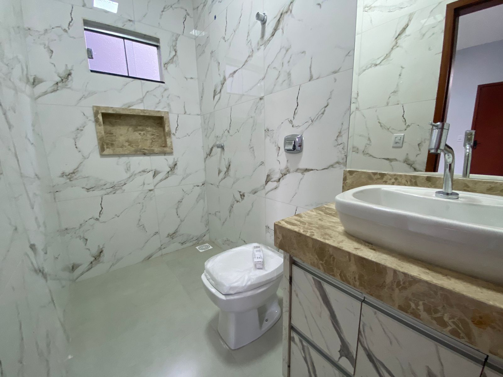 Imagem Casa com 3 Quartos à Venda, 126 m²em Loteamento Gameleira - Rio Verde