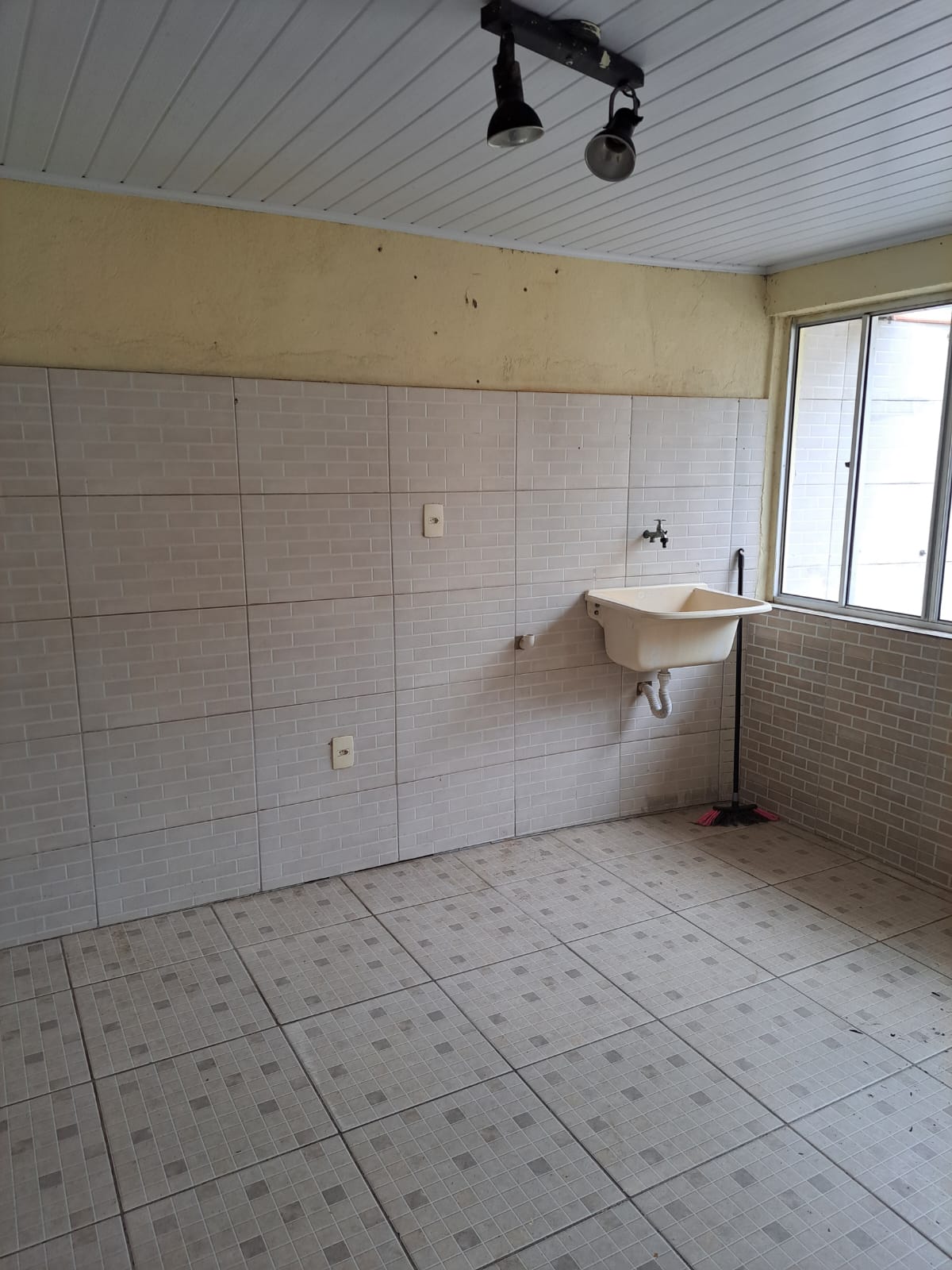 Imagem Casa de Condomínio com 2 Quartos à Venda, 60 m²em Guaratiba - Rio de Janeiro