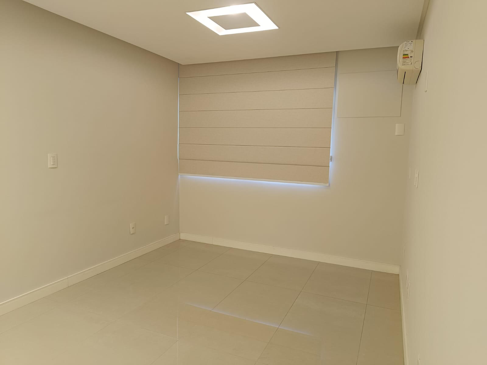 Imagem Apartamento com 3 Quartos à Venda, 117 m²em Ponta Aguda - Blumenau