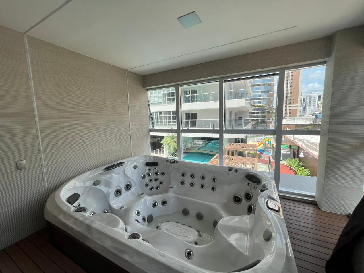 Imagem Apartamento com 2 Quartos para Alugar, 80 m²em Nazaré - Belém