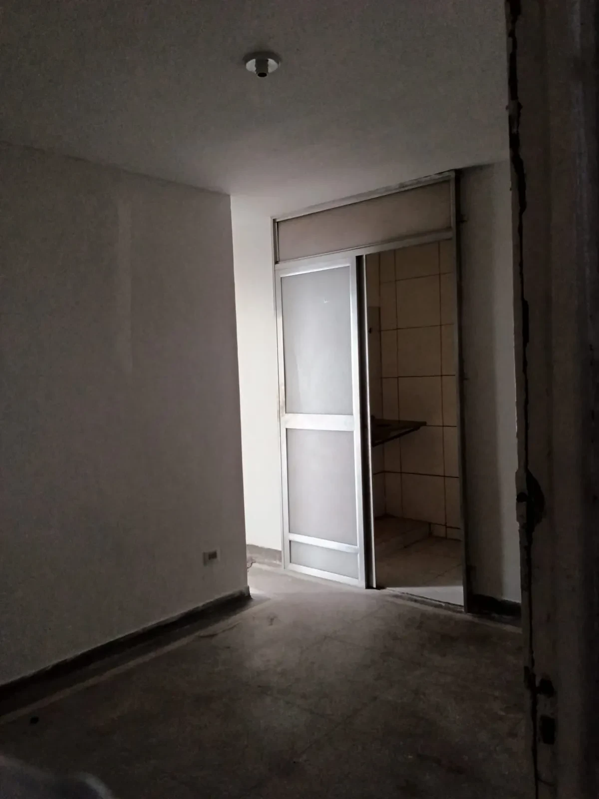 Imagem Apartamento com 1 Quarto para Alugar, 40 m² em Encruzilhada - Recife